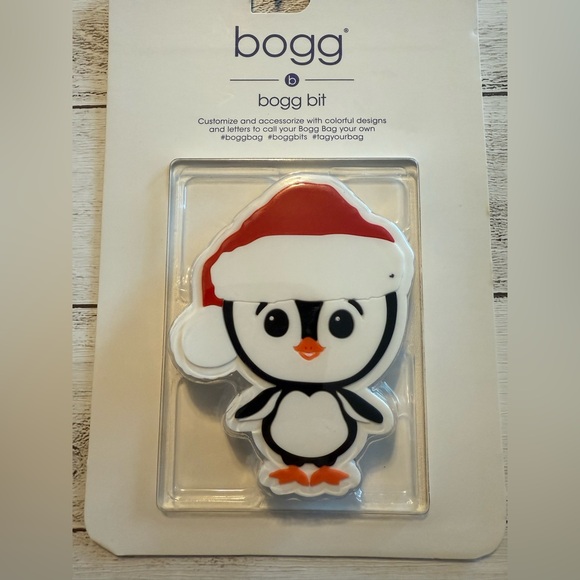 Bogg Bag  Bogg Bits  Holiday Penguin Accessories - Picture 1 of 1